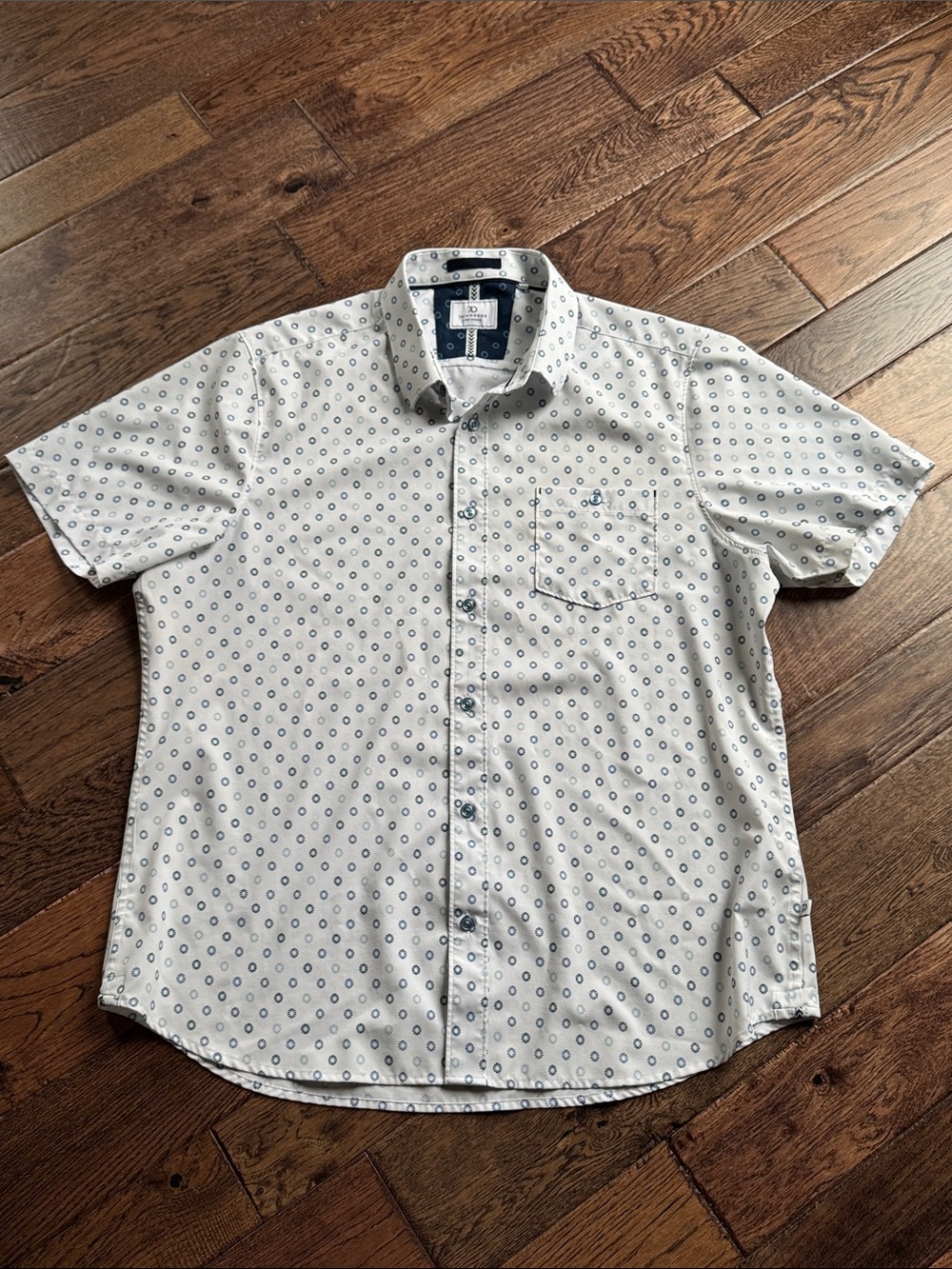 7 Diamonds Short-Sleeve Geo Print Button-Up Shirt - White/Blue